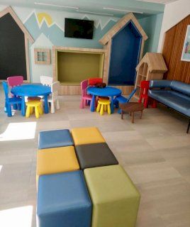 Коммерческая мебель